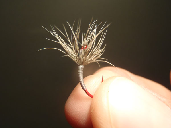 Tenkara Flies on red hooks 2