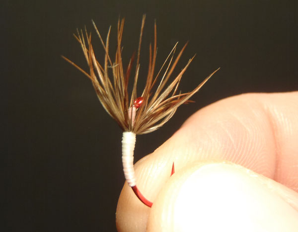 Tenkara Flies on red hooks 4