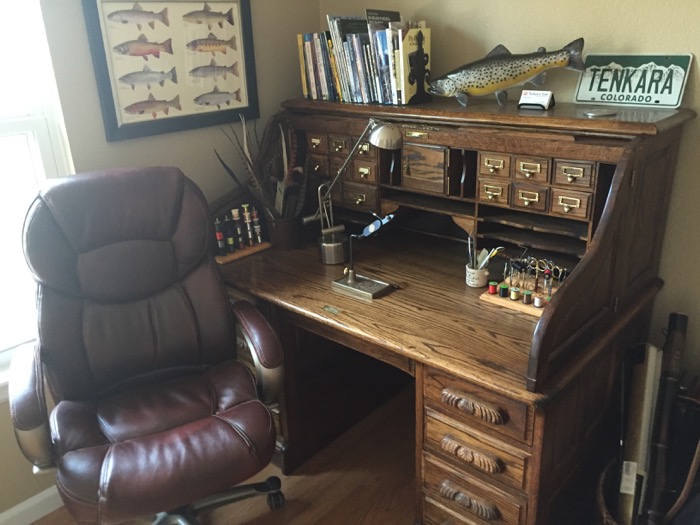 fly tying desk