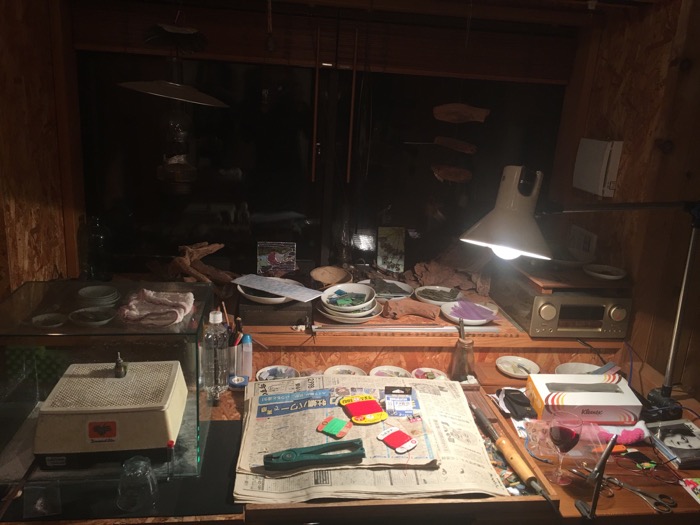 Toshiaki Kado's Fly Tying Desk 