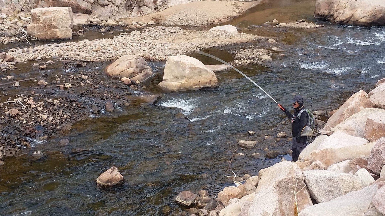 Jason Klass Fishing Tenkara on the St. Vrain