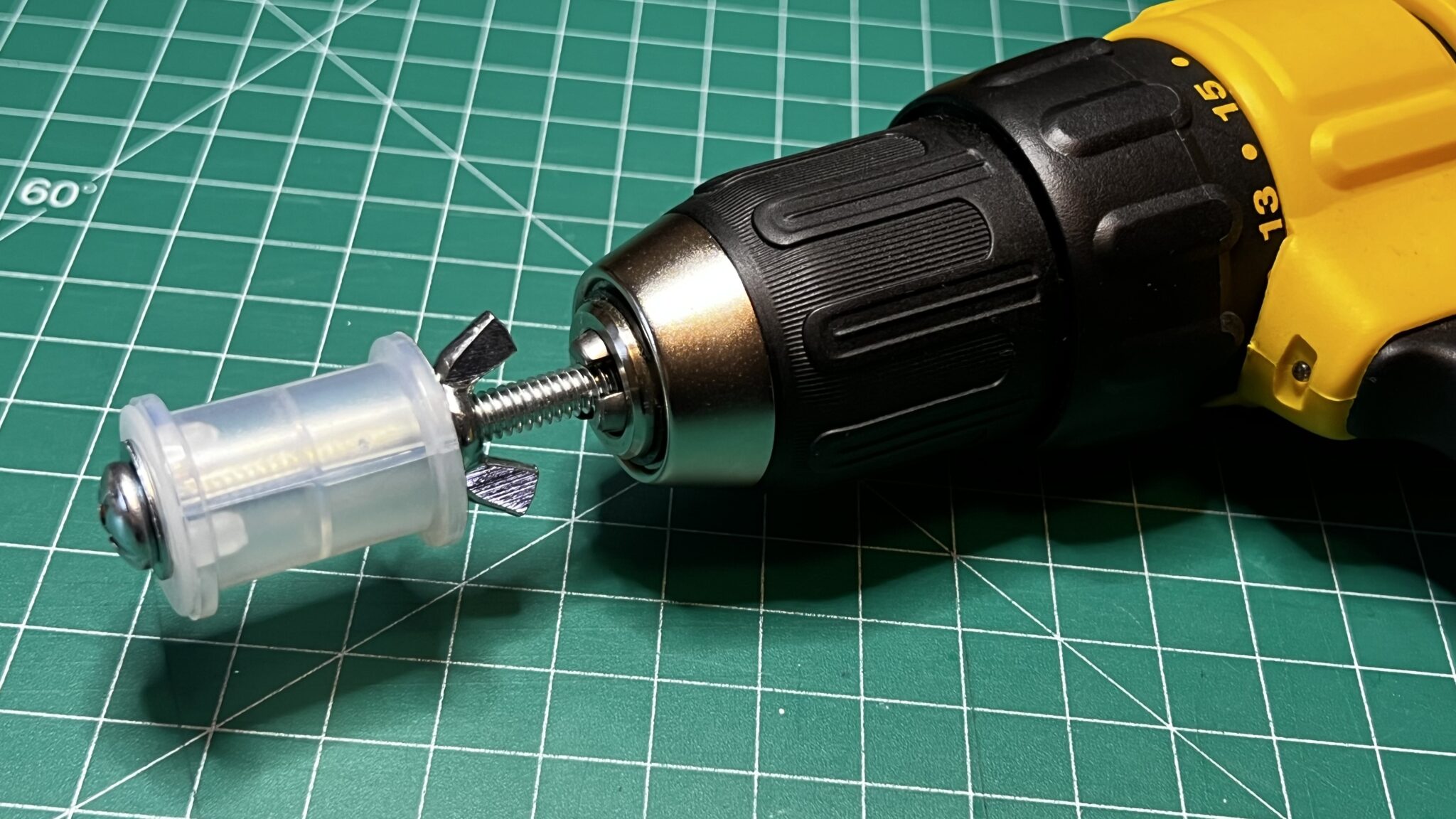 how to rewind alternative threads on to fly tying spools